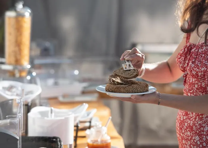 Exclusive Pappas Sárti